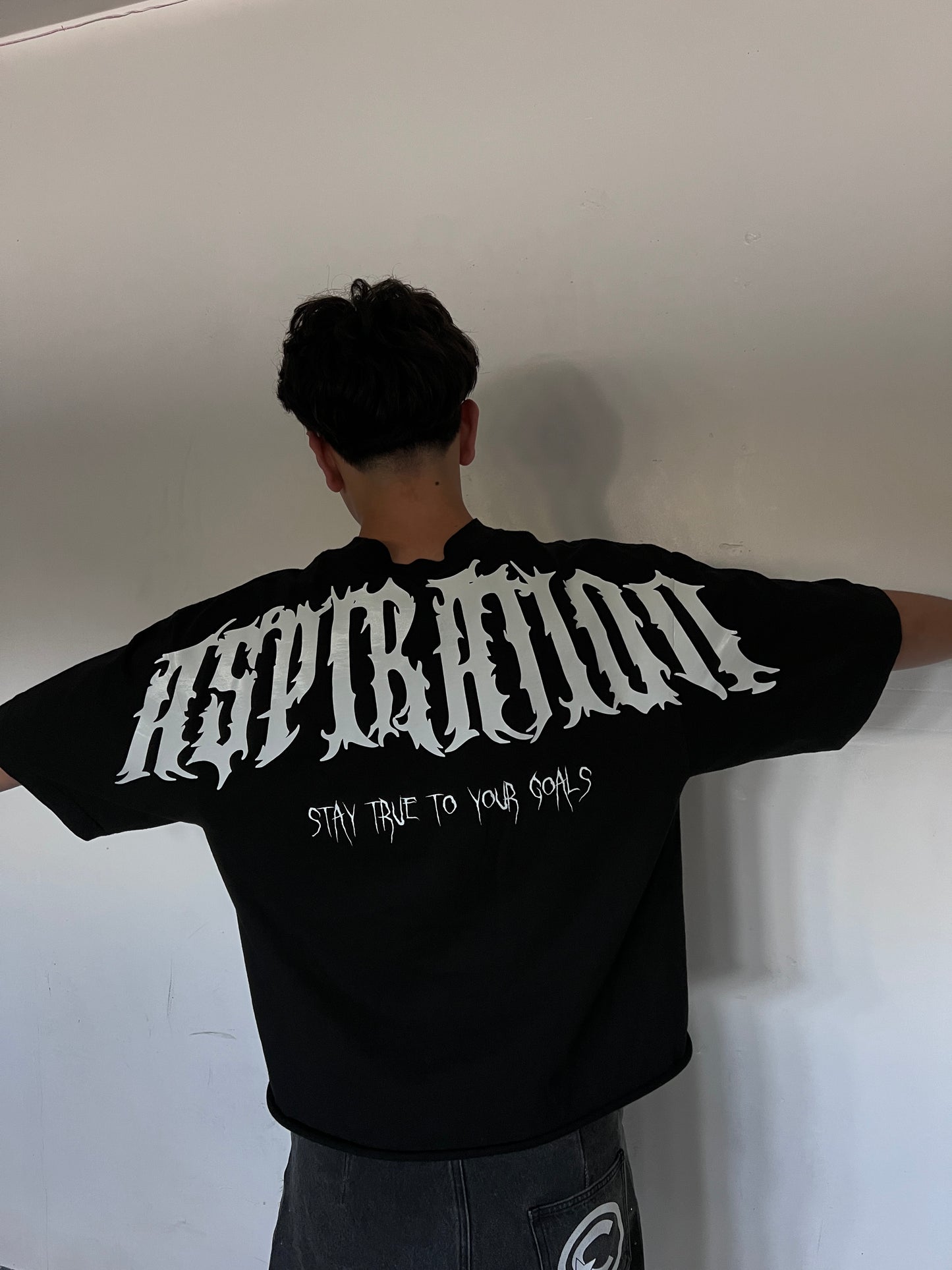 HEAVYWEIGHT “ASPIRATION” BLACK T-SHIRT
