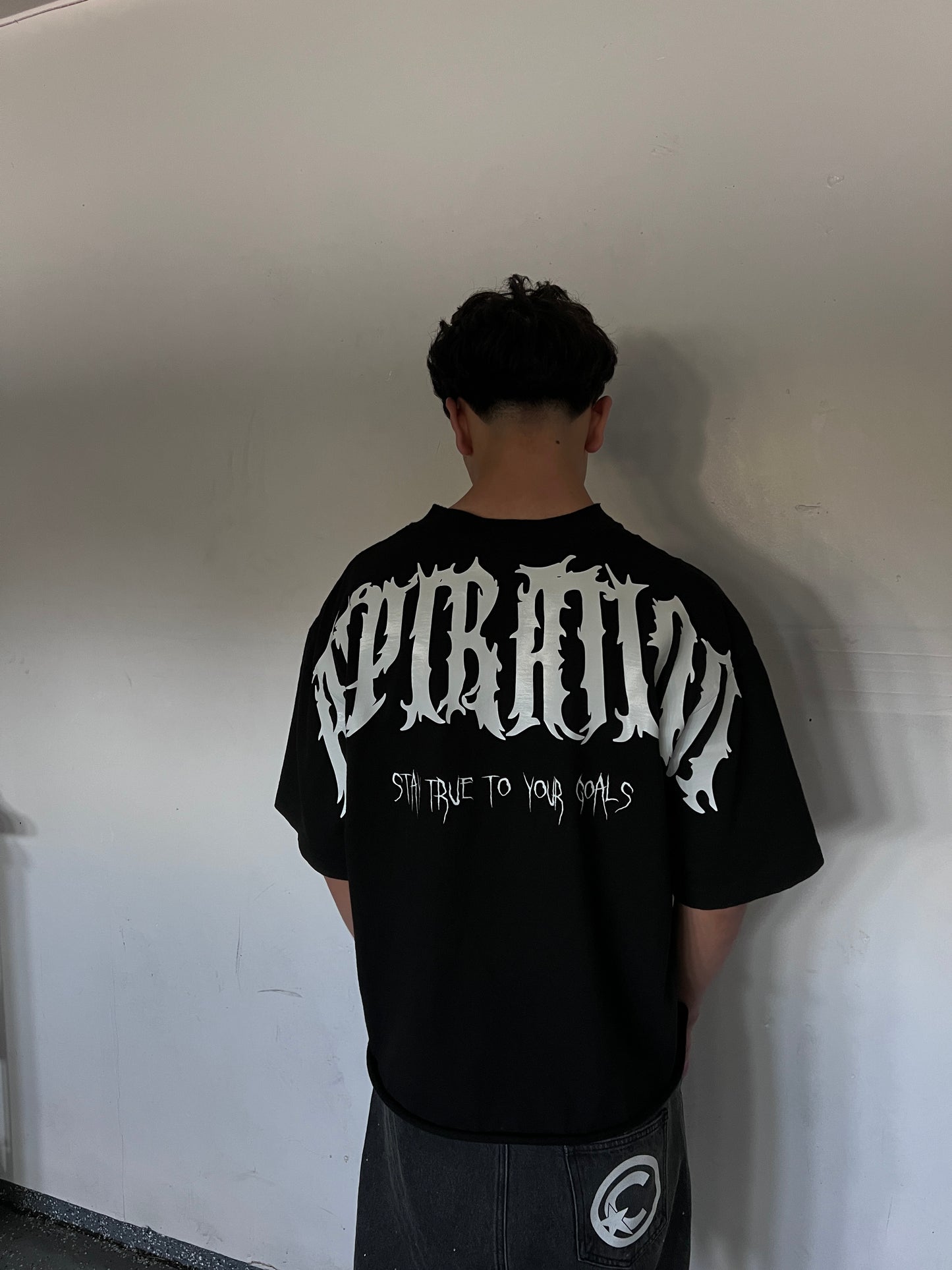 HEAVYWEIGHT “ASPIRATION” BLACK T-SHIRT